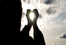 减持百万股后才宣布终止减持计划！万兴科技被疑释放“忽悠式”利好消息